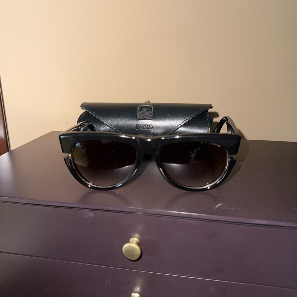 DITA Terron Black Oversized Cat-Eye Sunglasses with Case